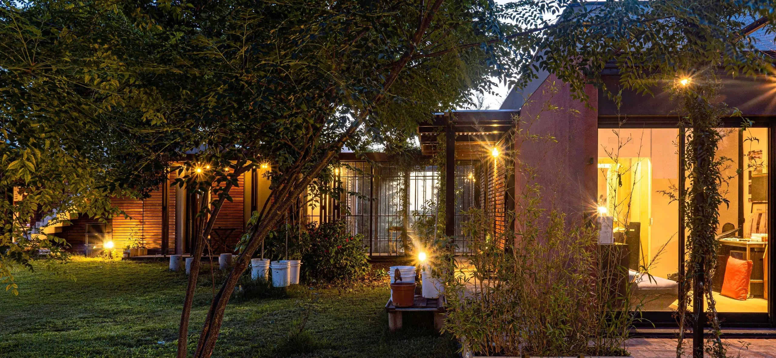 Vista exterior 04 - Casa VL, San Antonio de Areco, Buenos Aires, Argentina.