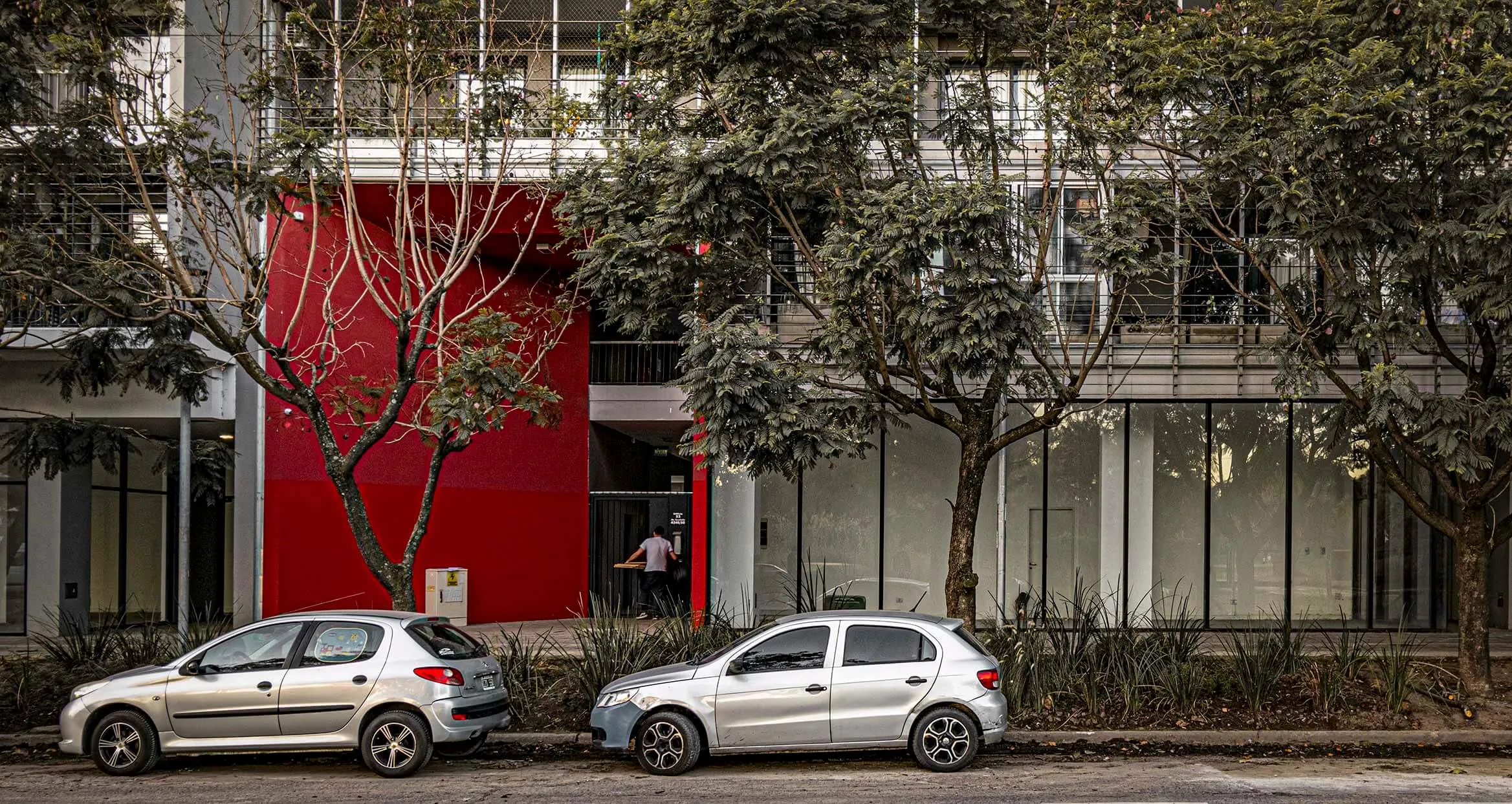 Vista exterior de entrada principal 02 - Viviendas Villa Olímpica, Ciudad de Buenos Aires, Argentina.